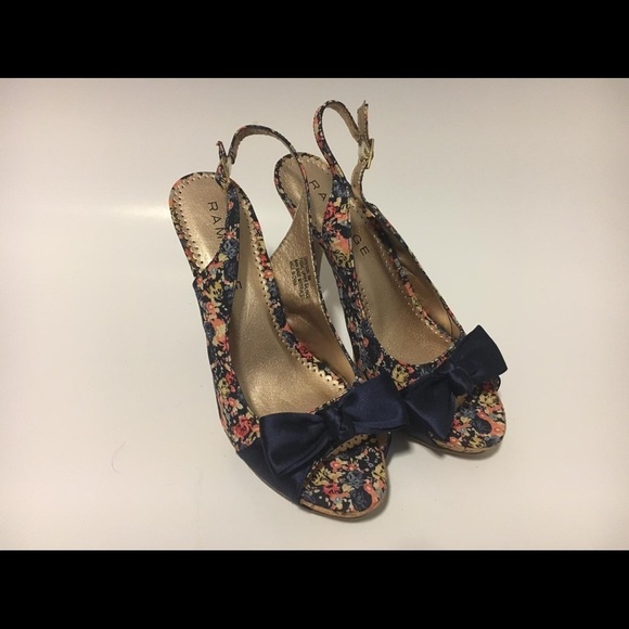 Woman’s Rampage floral open toe heels size 8M, - Picture 5 of 8